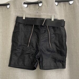 Men’s genuine leather shorts with zippers